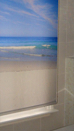 Roller blinds printed with beach scene